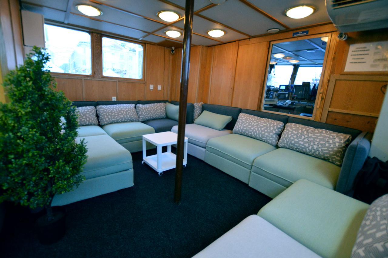 Botel Hotellilaiva Muikku Hotelboat Muikku Helsinki